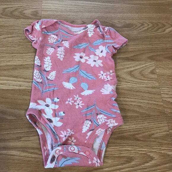 Baby Girl Short Sleeve One Piece Lot Of 7 Size 3-6M Mixed Patterns - Picture 3 of 16